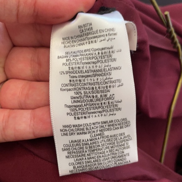 BCBG jumpsuit deep front plunge - Picture 4 of 4